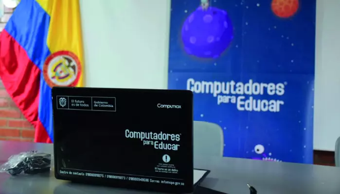 Compumax: El Corazón Digital de Colombia en la Encrucijada de su Legado